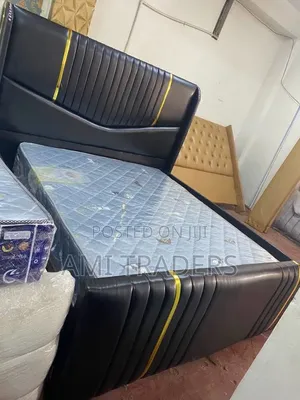 6*6 Chester Bed (Black)