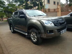 Isuzu D-MAX 2022 Gray