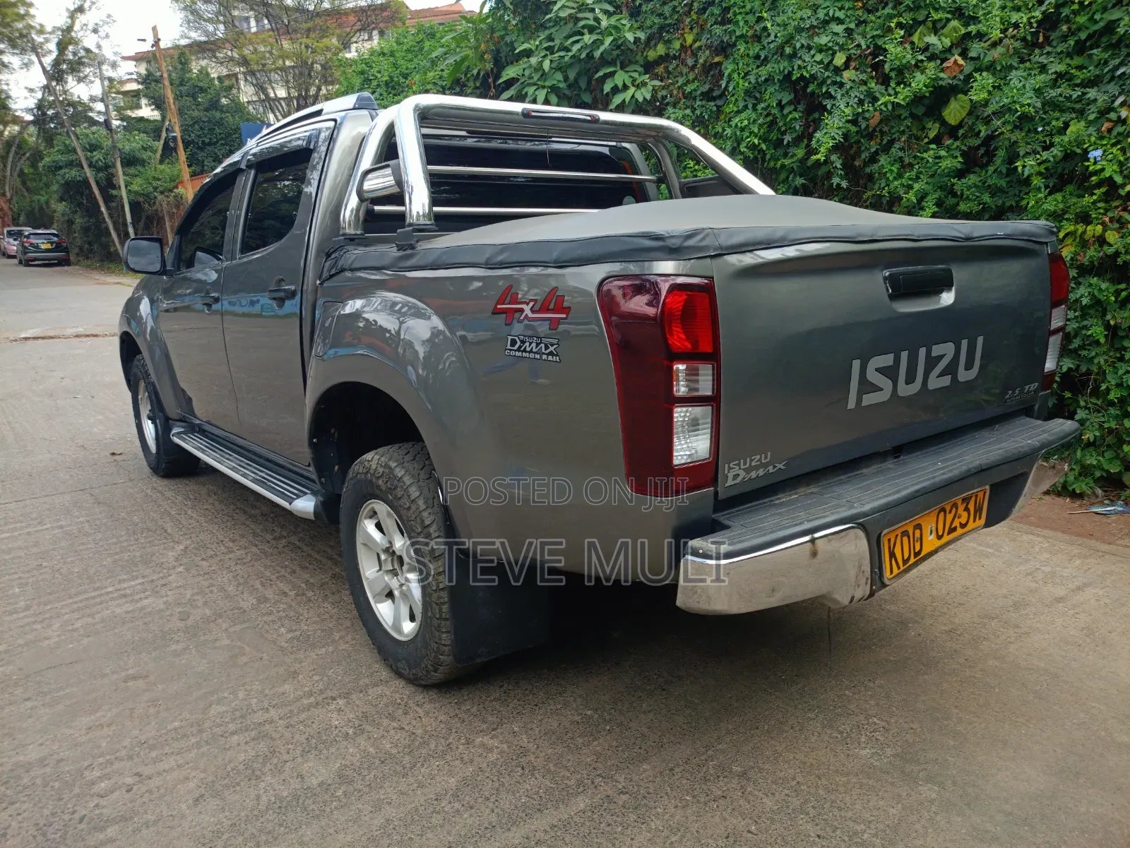 Isuzu D-MAX 2022 Gray