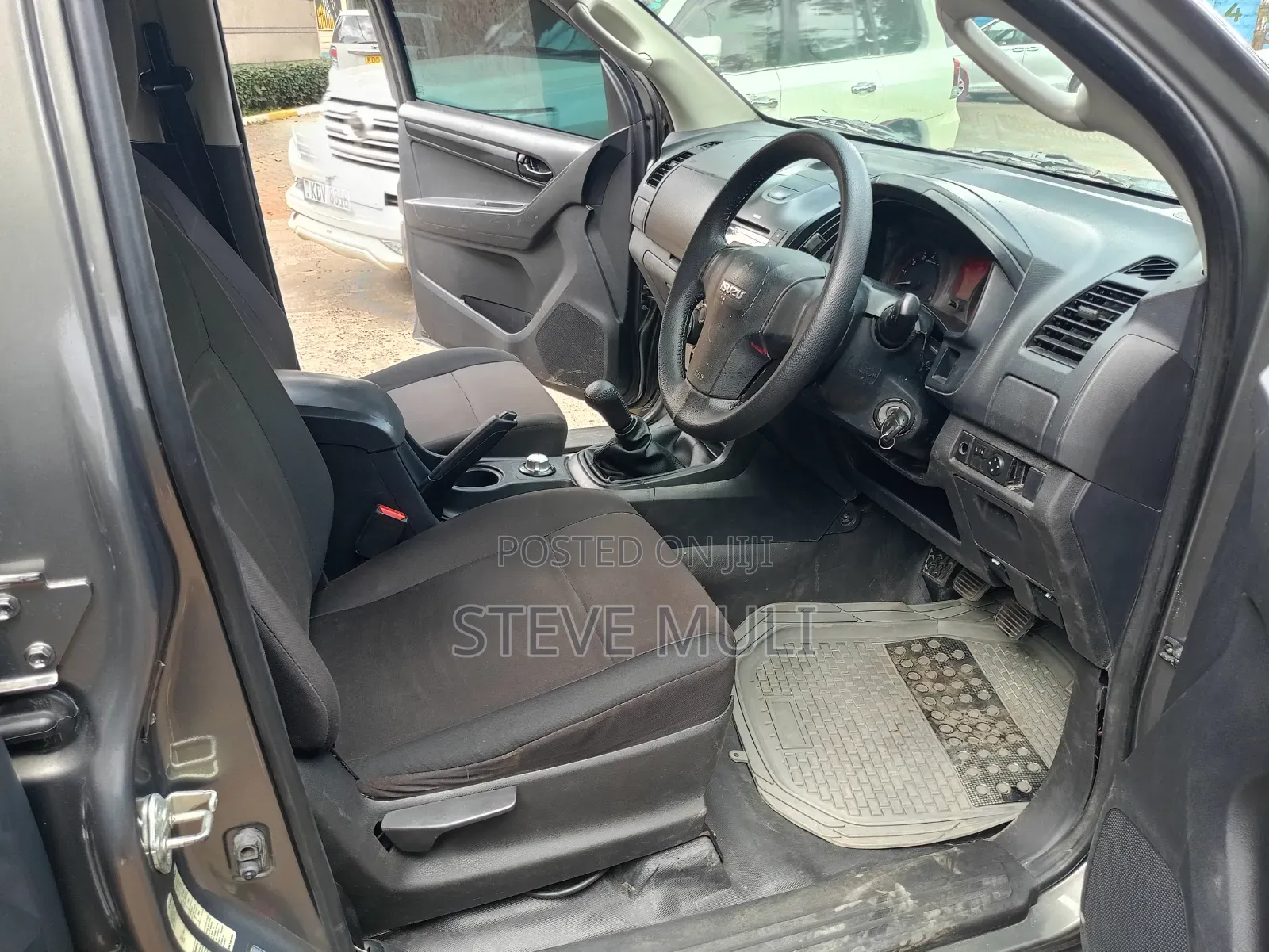 Isuzu D-MAX 2022 Gray