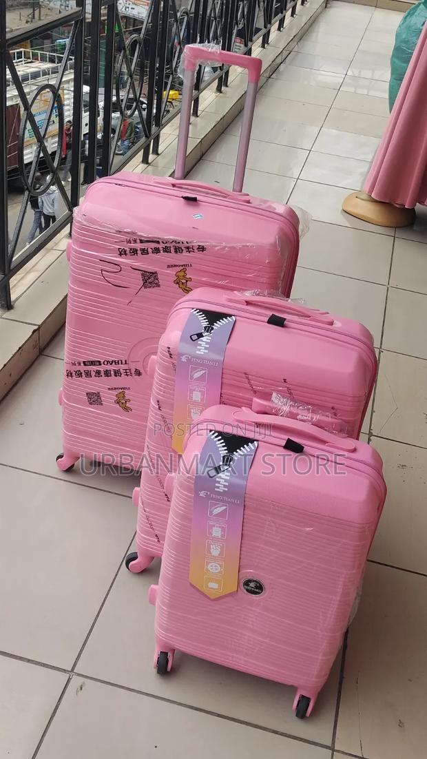 Suitcase Heavy Duty 3 in 1 Rubber Luggage Set With Spinner Wheels