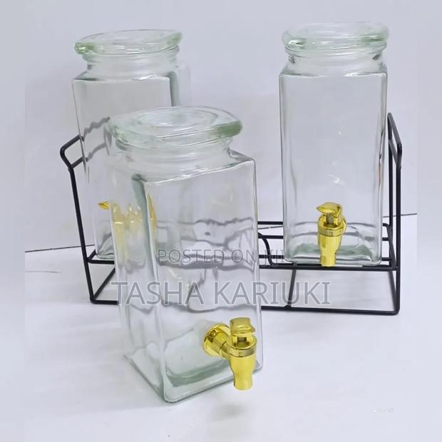 *1.6l Tripple Glass Juice Dispenser