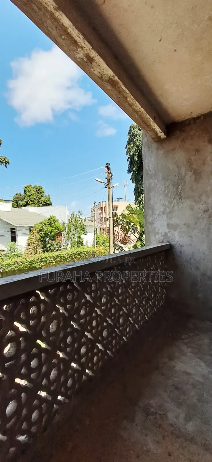 4bdrm Block of Flats in Nyali for sale