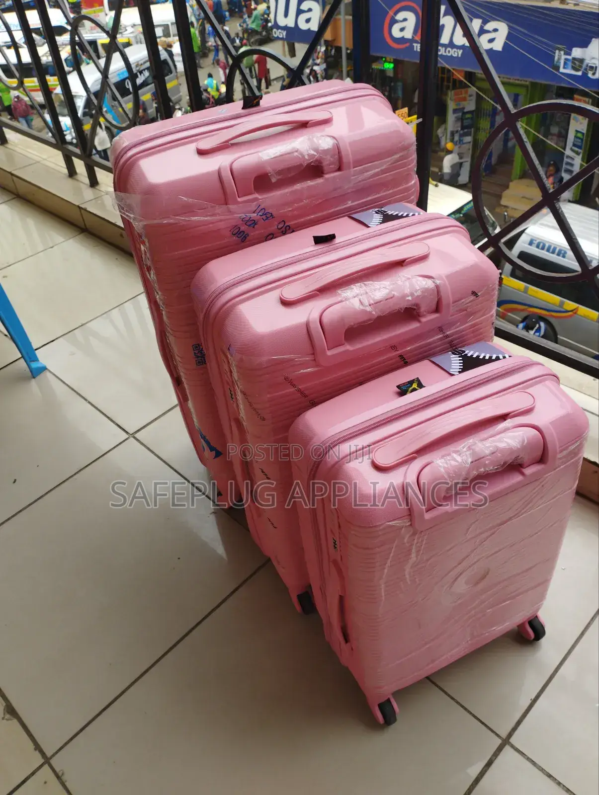 3-in-1 Size 3 Unbreakable Rubber Travel Suitcase Set