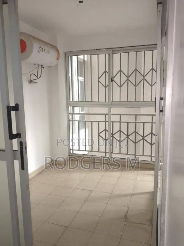 3bdrm Apartment in Valley Arcade for rent - thumbnail 4
