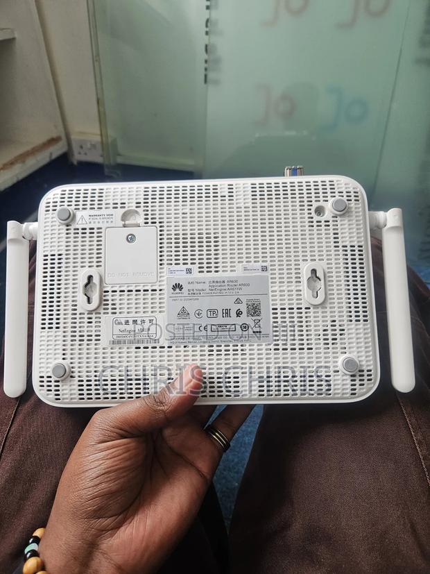 Huawei Business Router - thumbnail 3