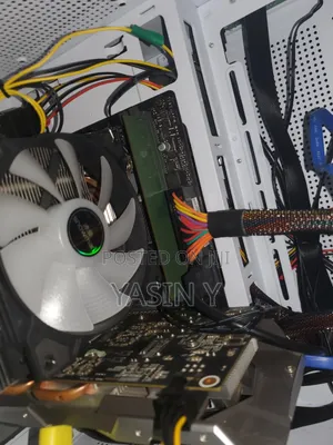 Desktop Computer Asus 8GB Intel Core i3 SSD 500GB