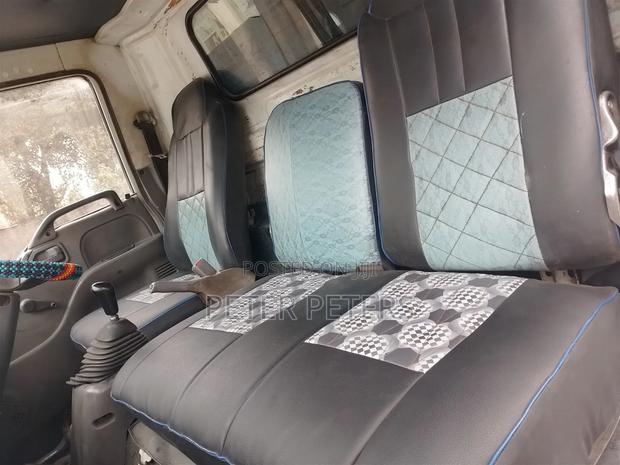 Isuzu NPR Local Assembly 2015 - thumbnail 4
