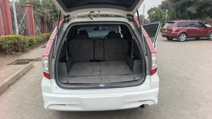 Honda Stream 2010 Pearl