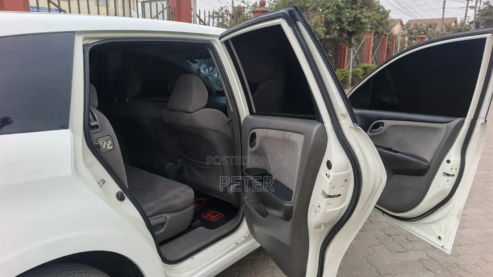 Honda Stream 2010 Pearl