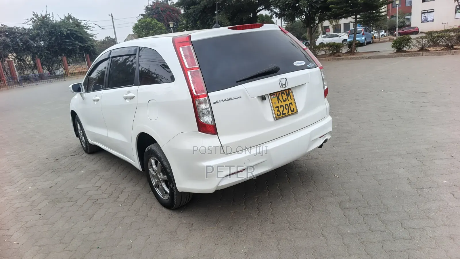 Honda Stream 2010 Pearl