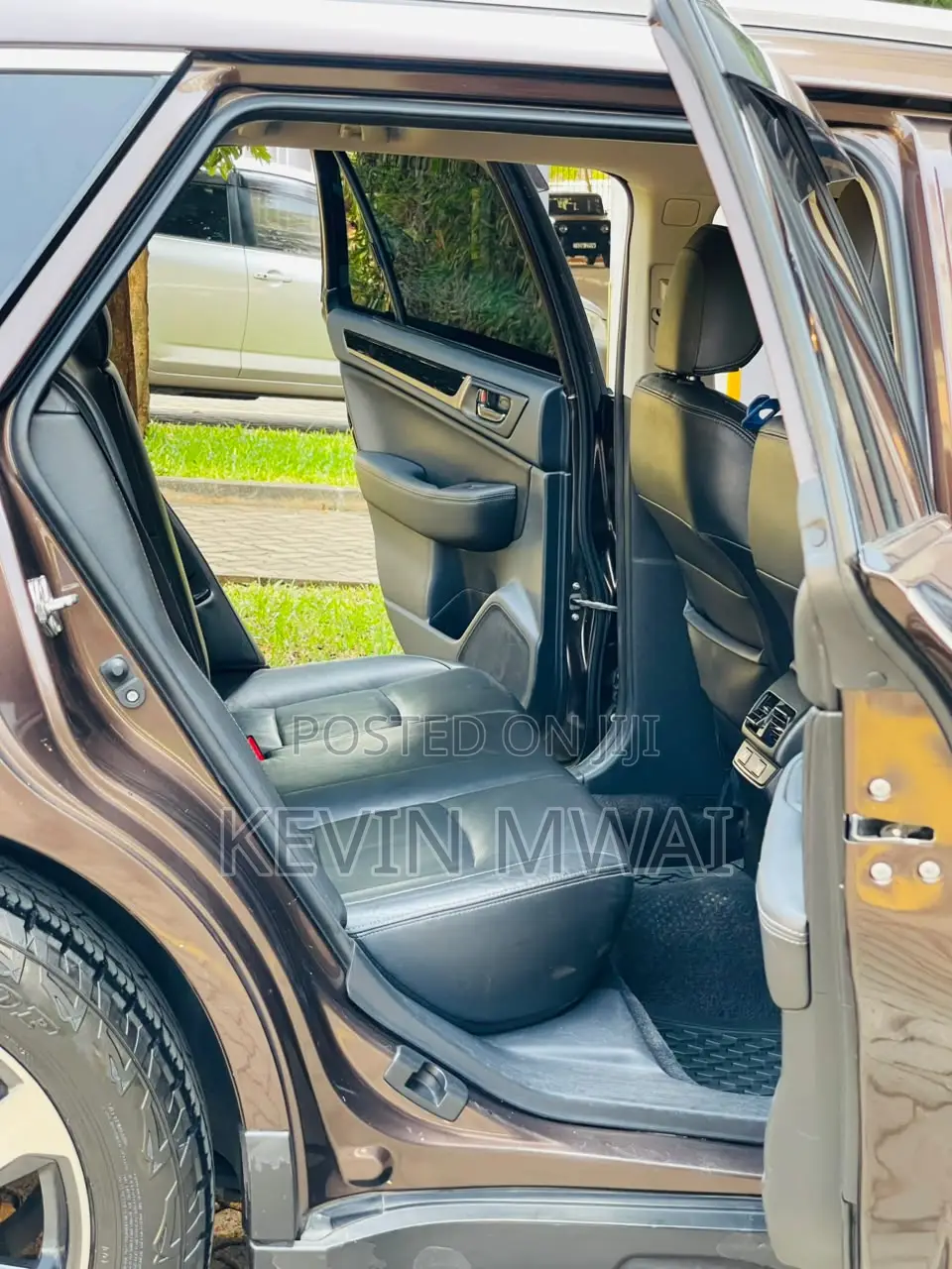 Subaru Outback 2.5i Limited AWD 2016 Brown