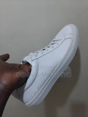 Mens Semi Casual White Genuine Leather Sneakers Size 9/43