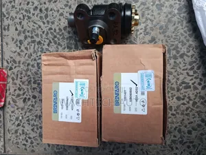 Wheel Cylinder Canter 4d32 With Grease Nipple