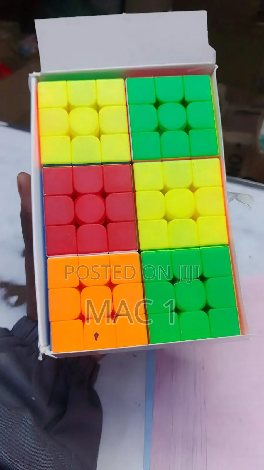 3x3 Stickerless Speed Cube / Magic Rubik's Cube Puzzle Toy