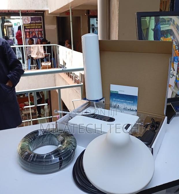 5G Mobile Network Repeater High Gain Signal Amplifier - main view