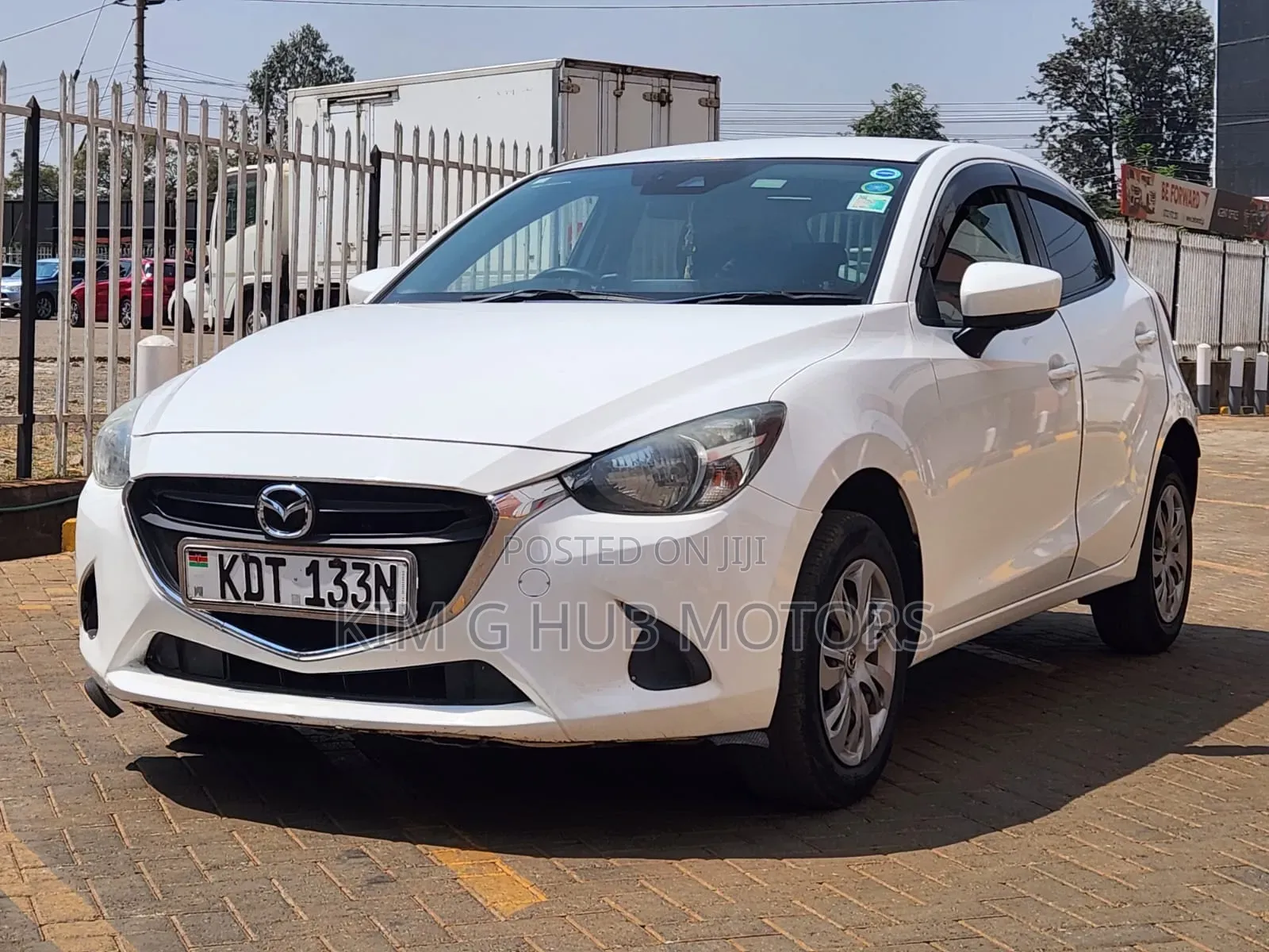 Mazda Demio 2018 Pearl