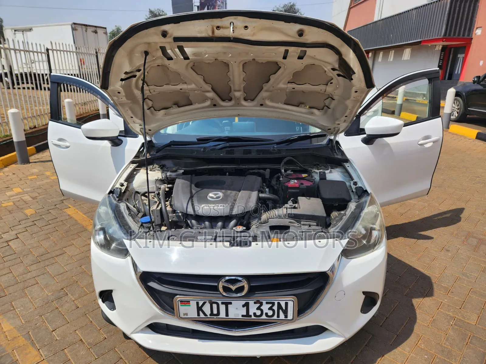 Mazda Demio 2018 Pearl