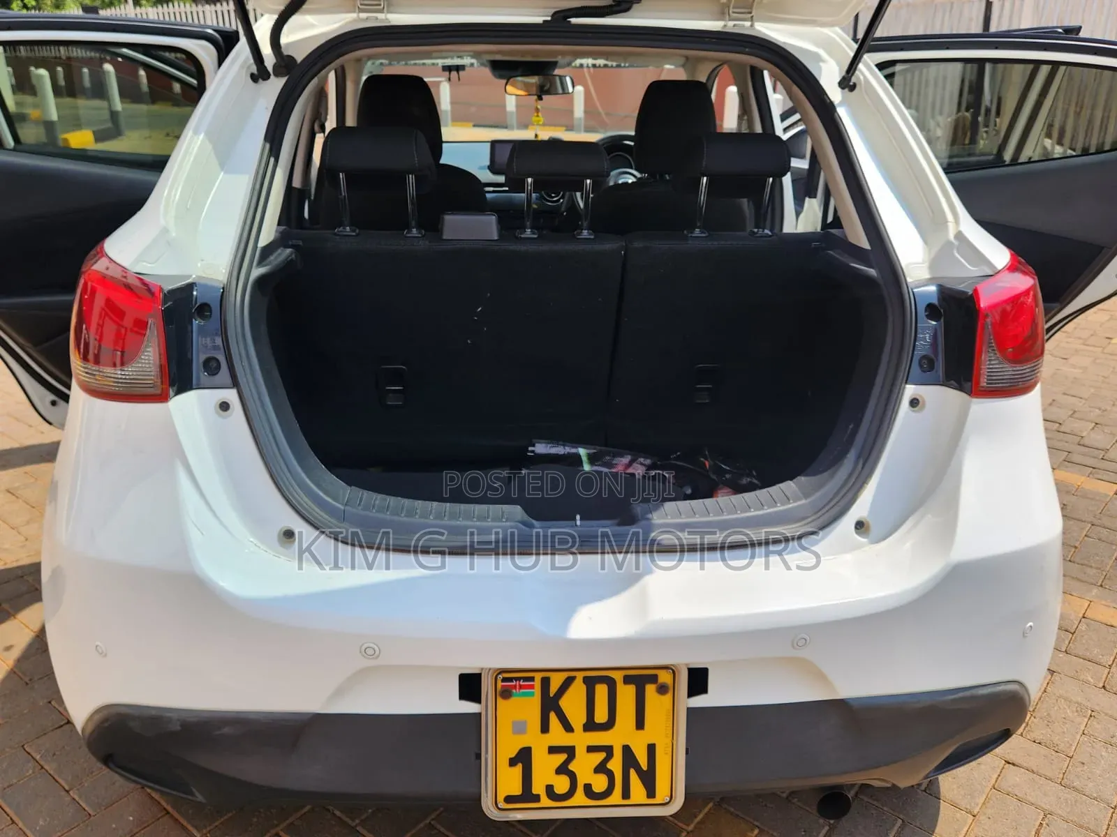 Mazda Demio 2018 Pearl