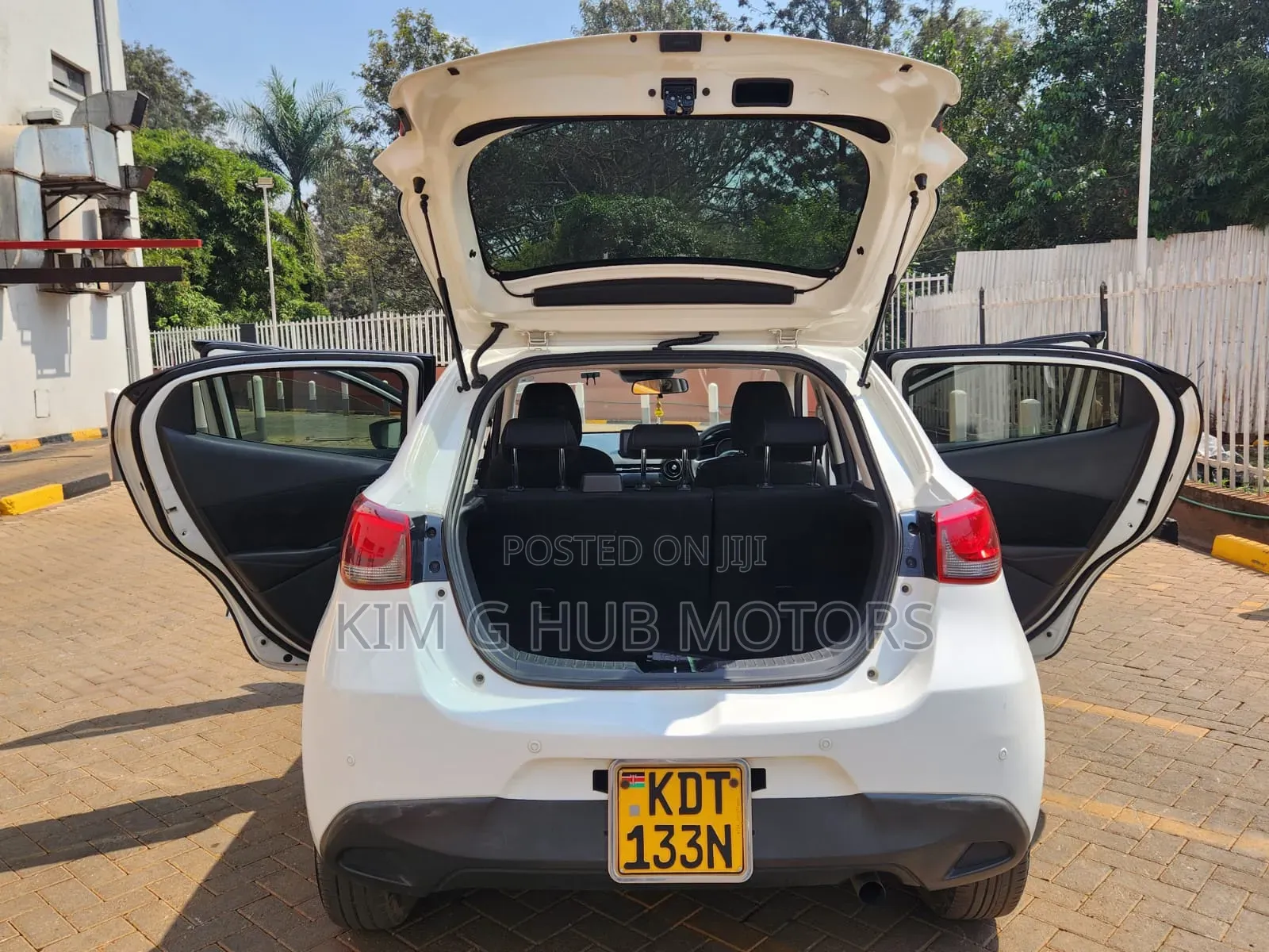 Mazda Demio 2018 Pearl