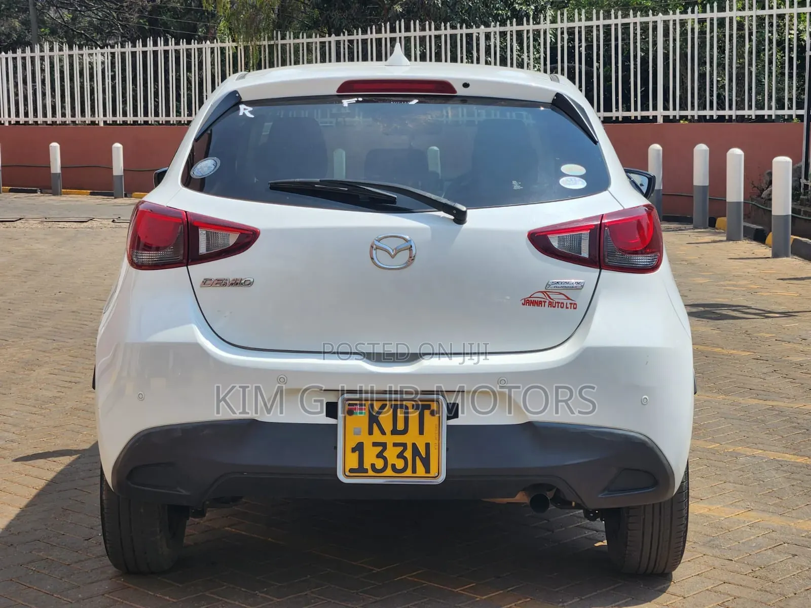 Mazda Demio 2018 Pearl