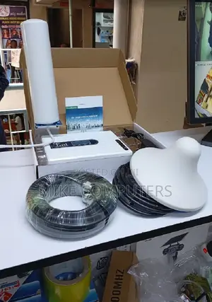 2G 3G 4G 5G GSM Tri-Band Mobile Signal Repeater Booster