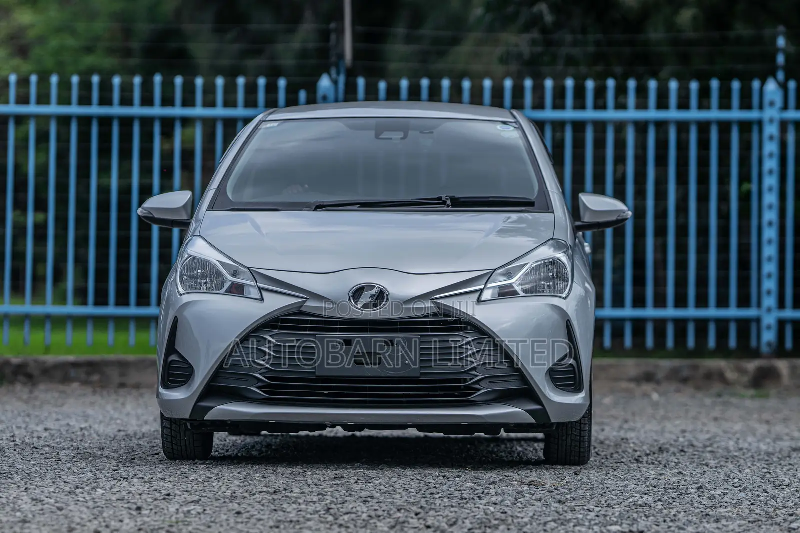 Toyota Vitz 1.0 FWD 5dr 2019 Silver