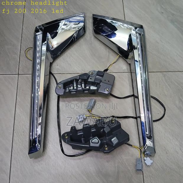 Chrome Headlight Fj 200 (V8) Led - main view