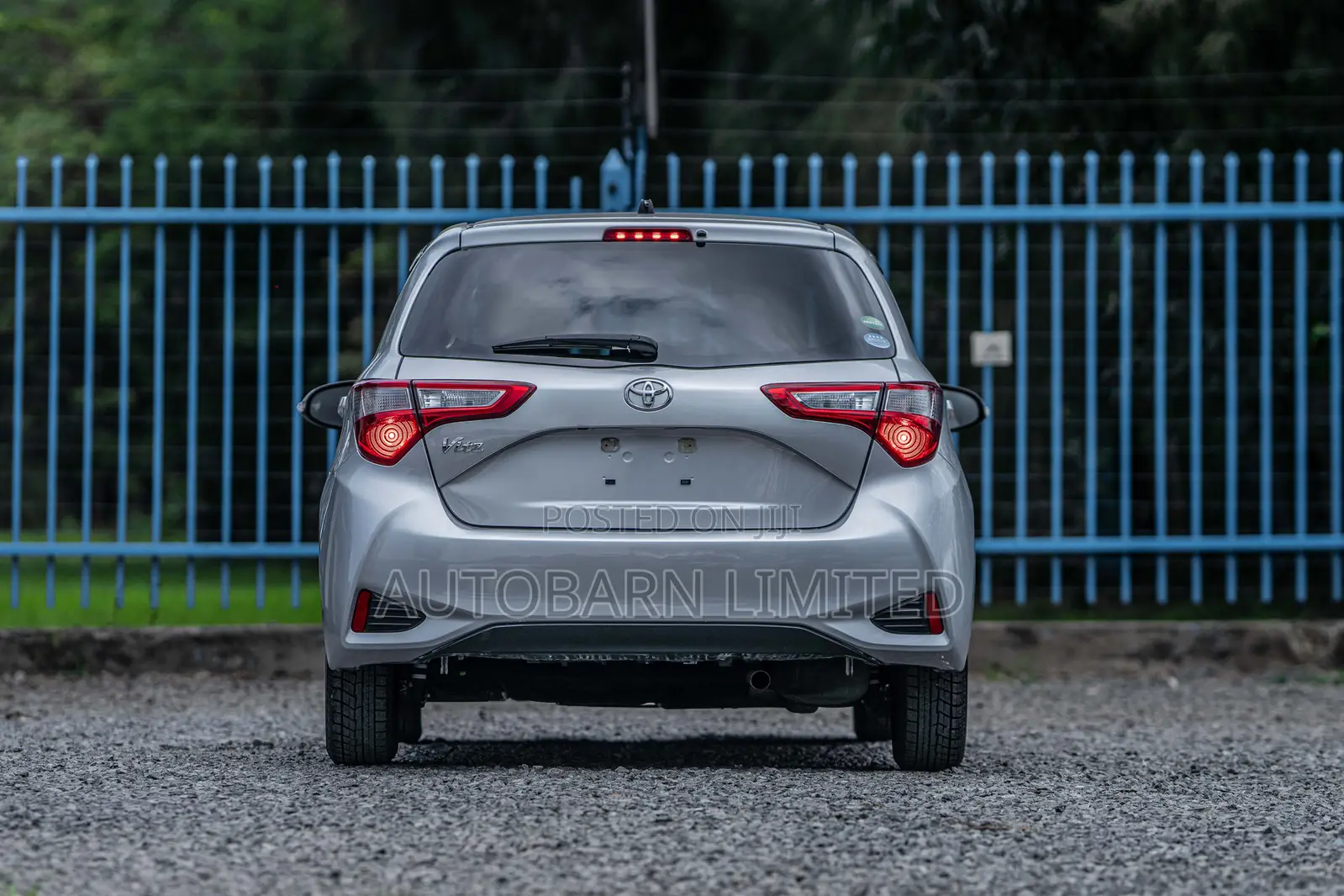 Toyota Vitz 1.0 FWD 5dr 2019 Silver