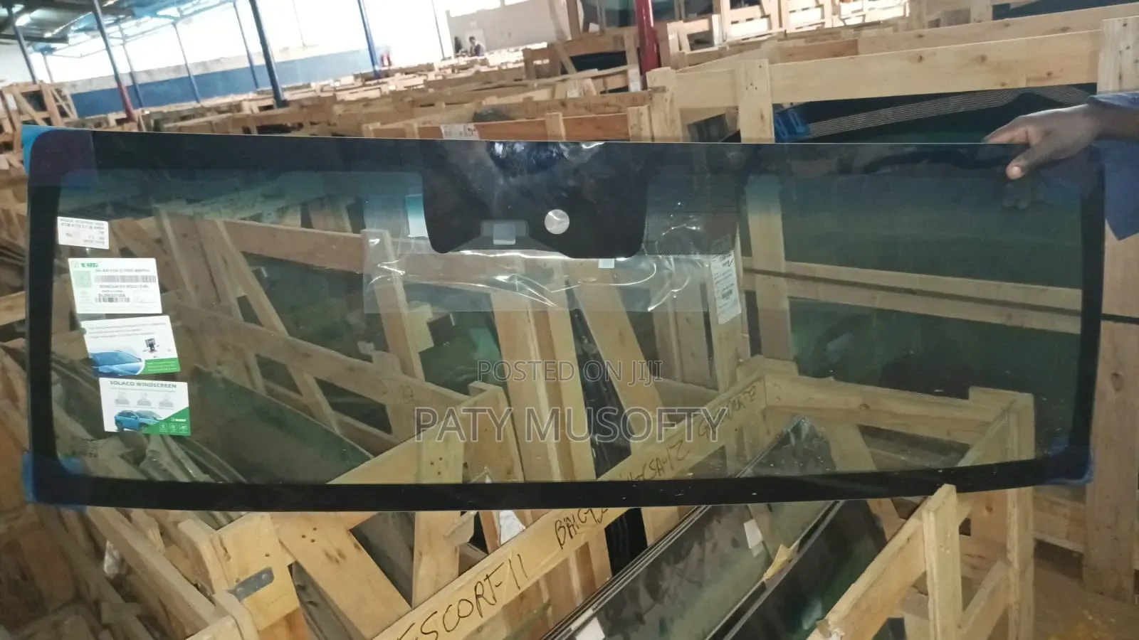 Motor Vehicle Windscreen