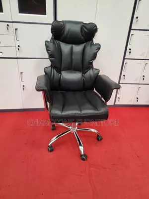 High Back Ergonomic Paddes Leather Chair