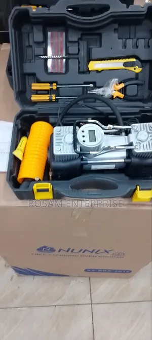 Portable (Digital Gauge)2-Cylinder Portable Air Compressor