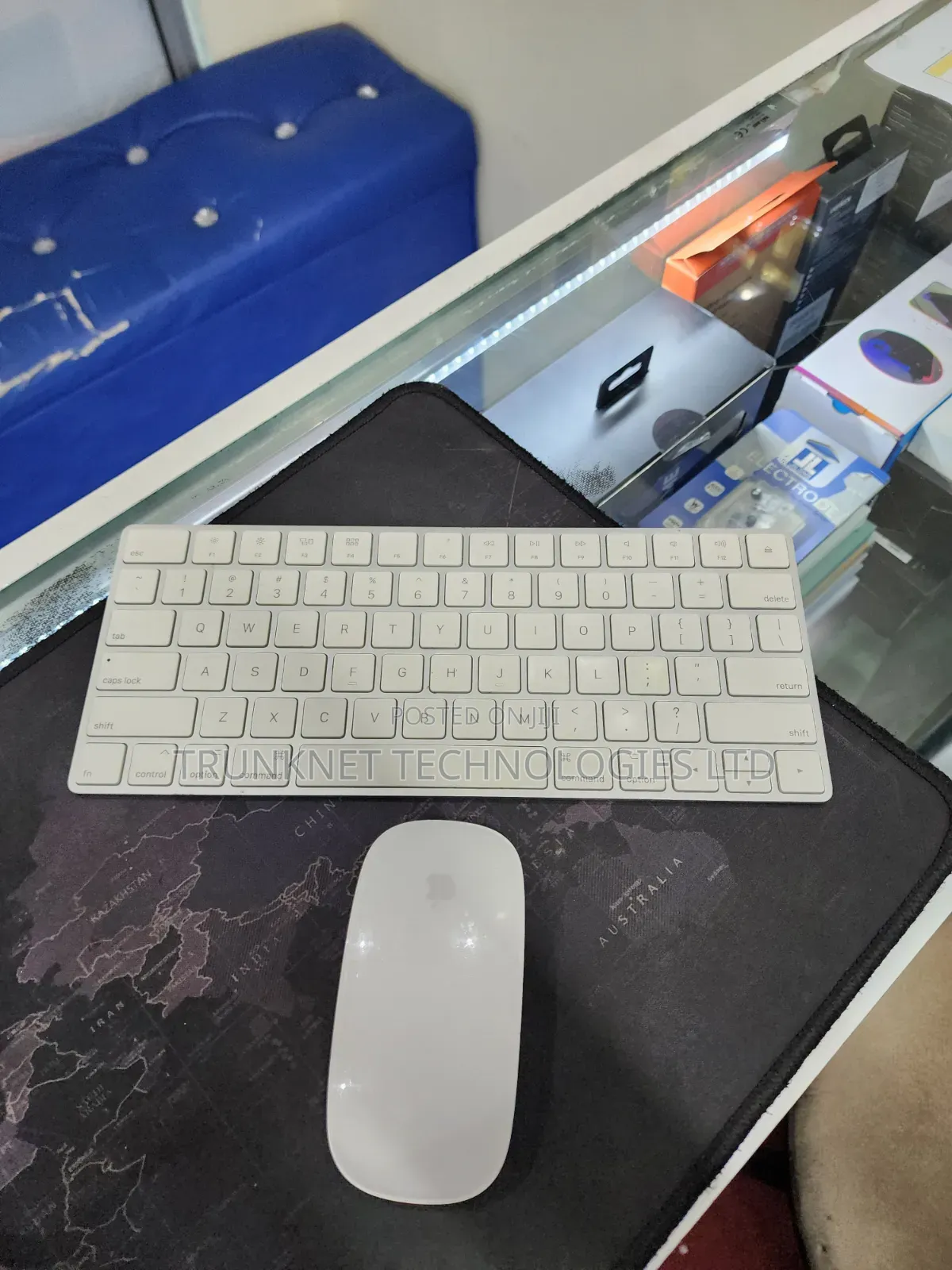 Apple Magic Wireless Keyboard Magic Mouse