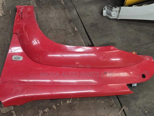 Prado 120 Wing