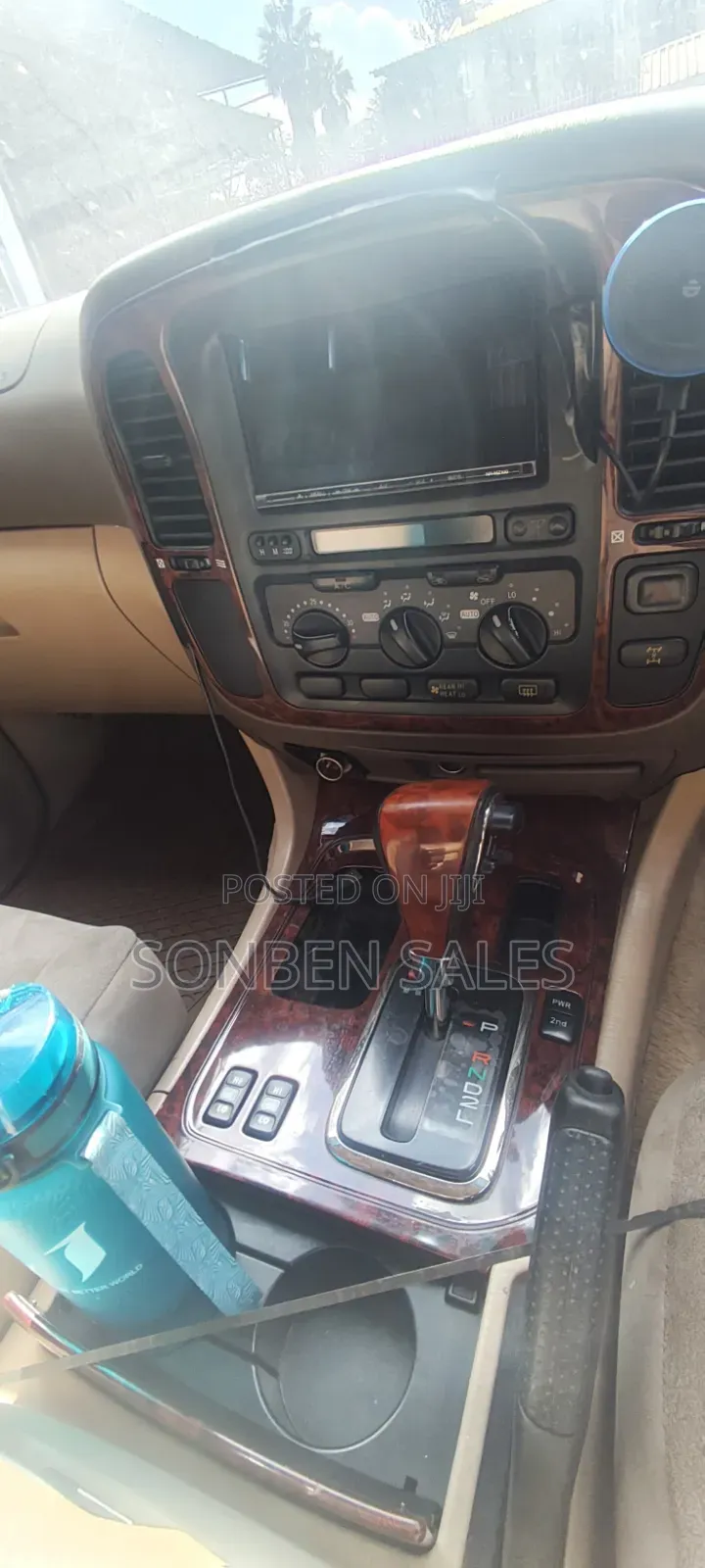 Toyota Land Cruiser 2001 Gray