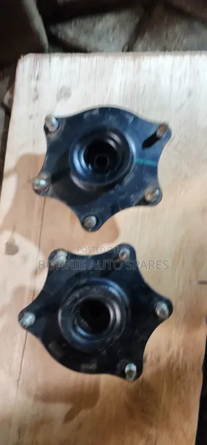 Honda CRV Re4 Shock Mounting