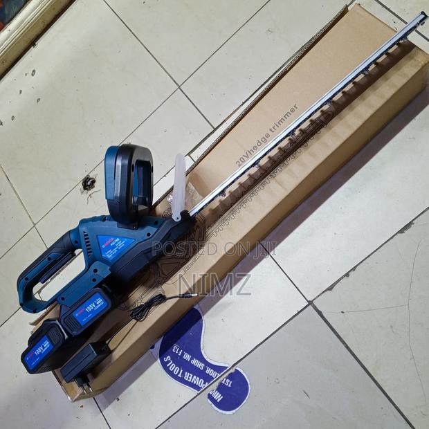 Bosh Hedge Trimmer - main view