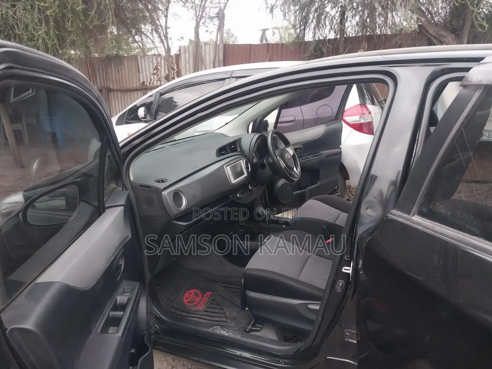 Toyota Vitz 2013 Black