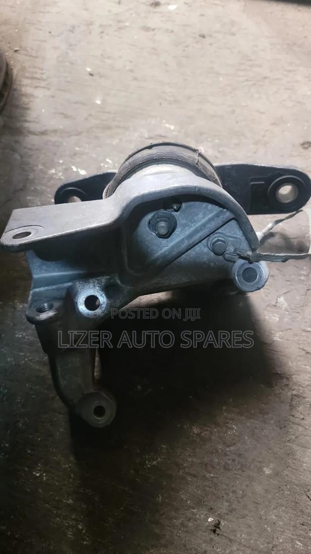 Engine Mount Volvo - main view
