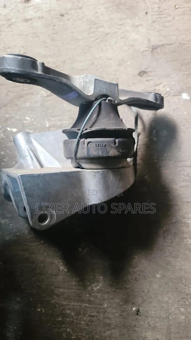 Engine Mount Volvo - thumbnail 3