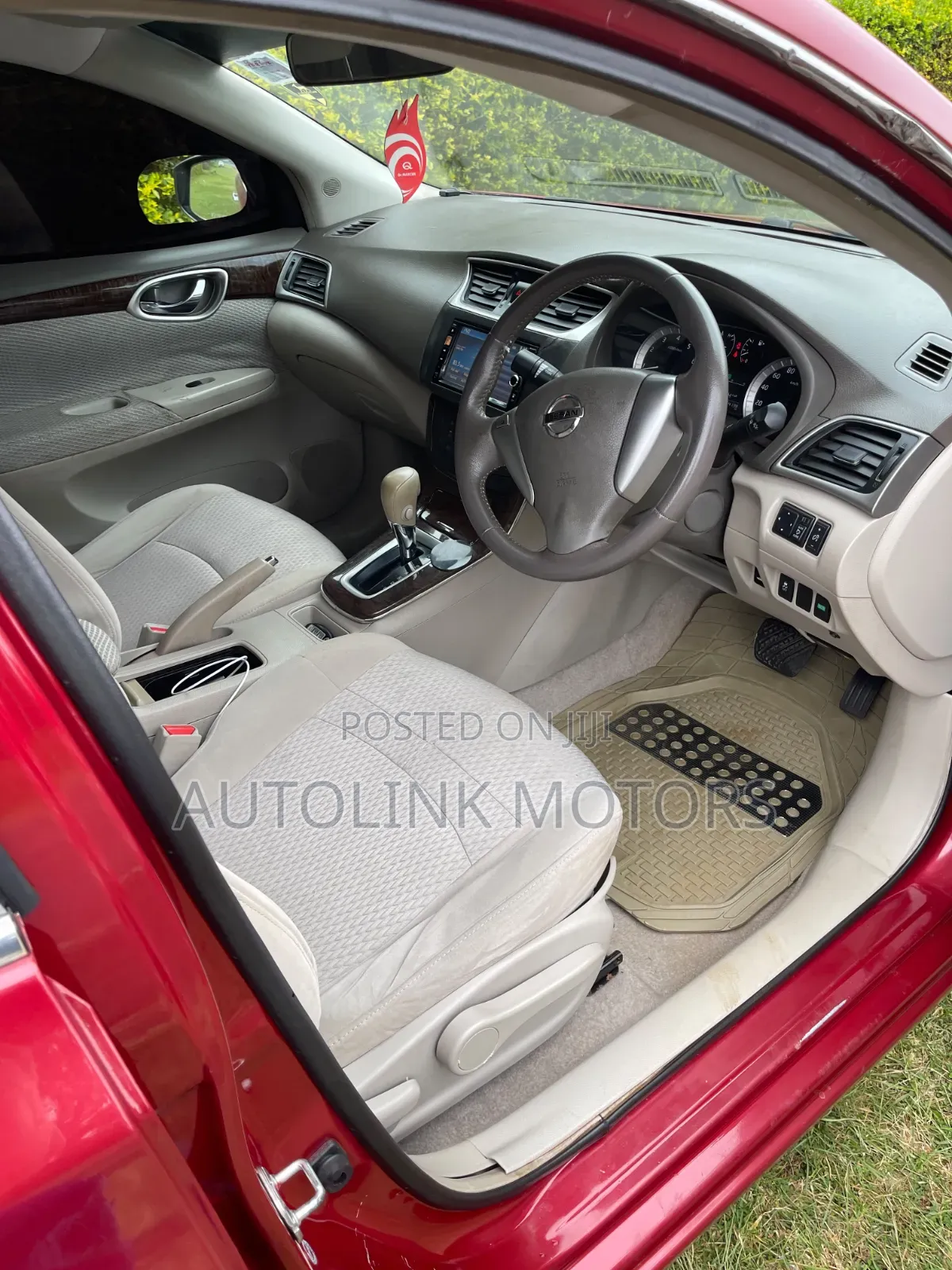 Nissan Sylphy 2013 Red