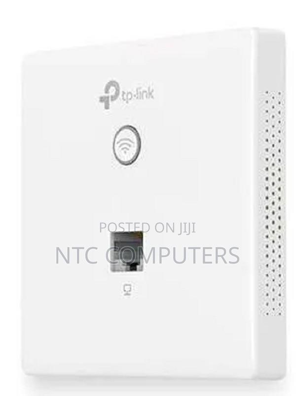 TP-Link EAP115-WALL 300Mbps Wall-Plate Access Point - main view