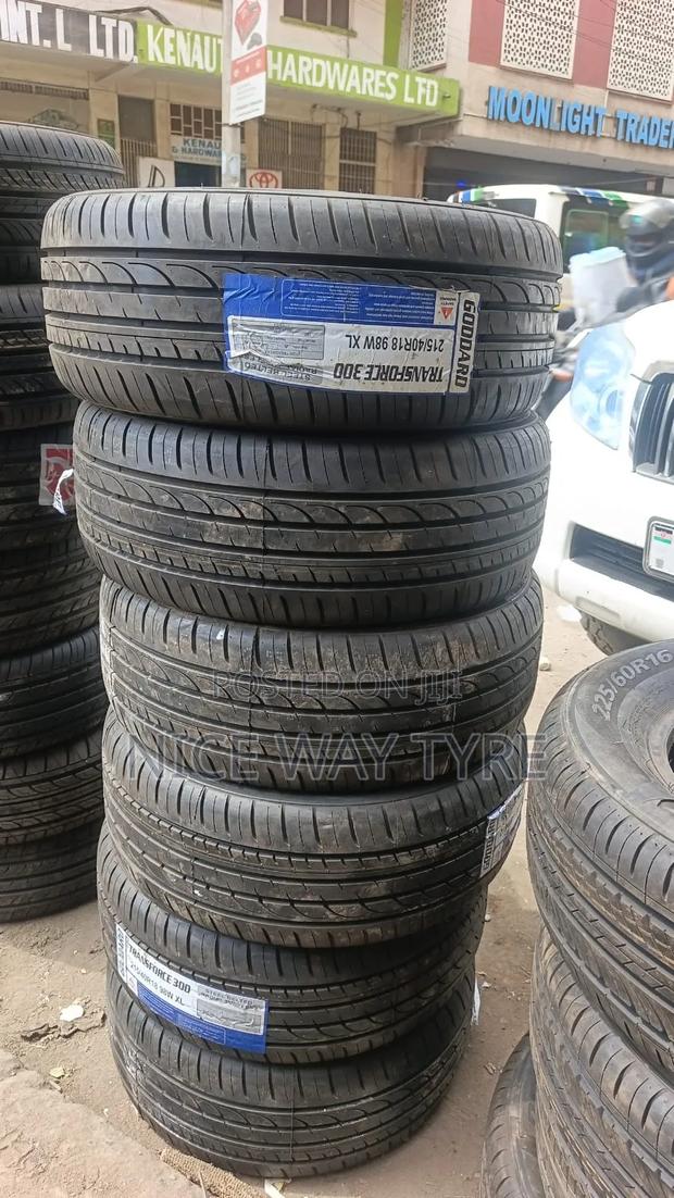 215/40r18 Goddard - main view