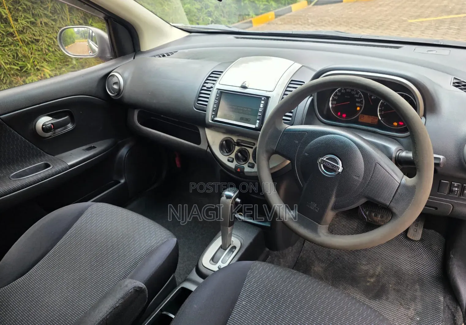 Nissan Note 2010 Gray