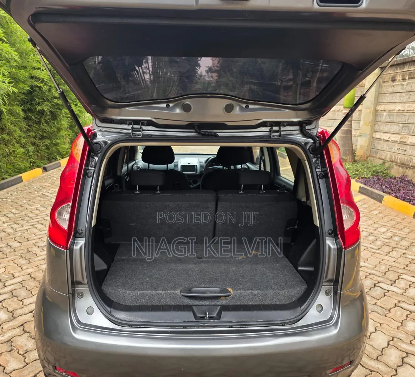 Nissan Note 2010 Gray