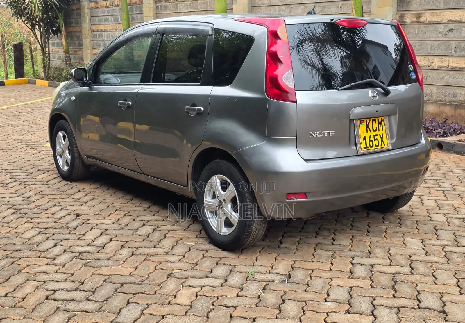 Nissan Note 2010 Gray