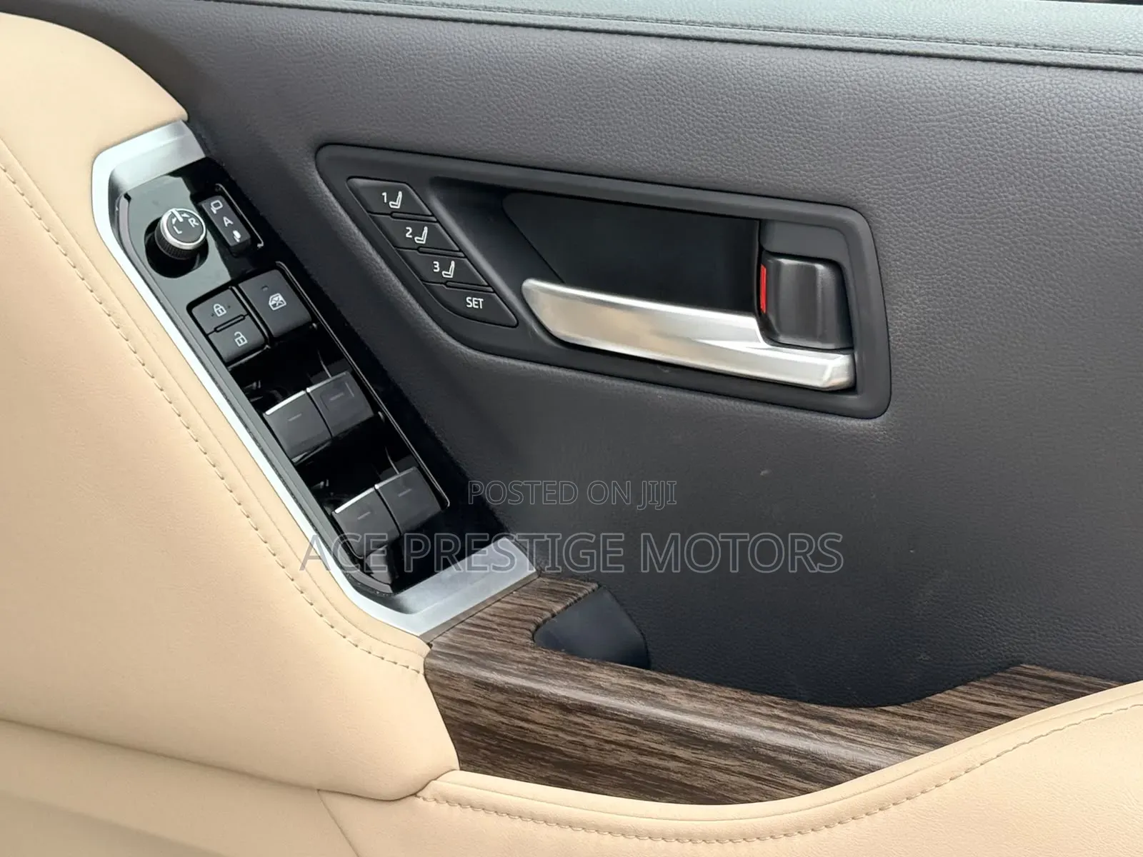 Toyota Land Cruiser 2023 White