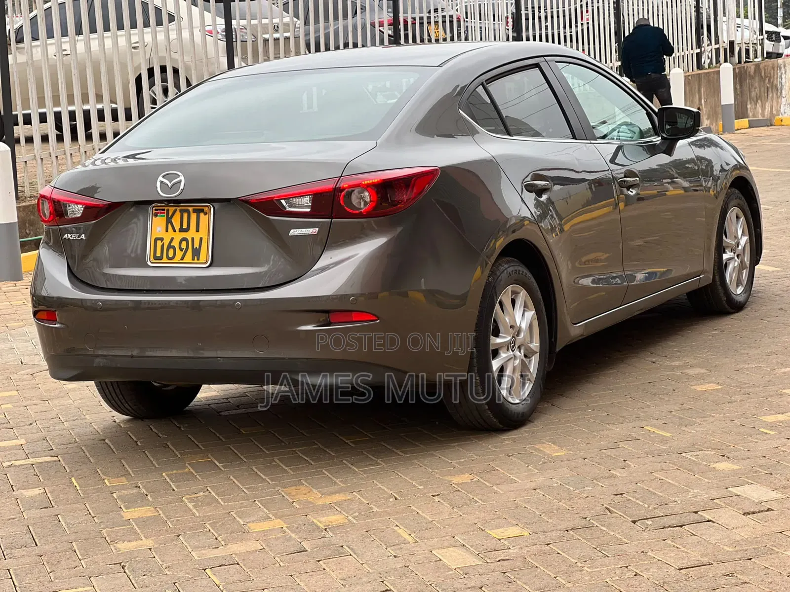 Mazda Axela 2018 Gray