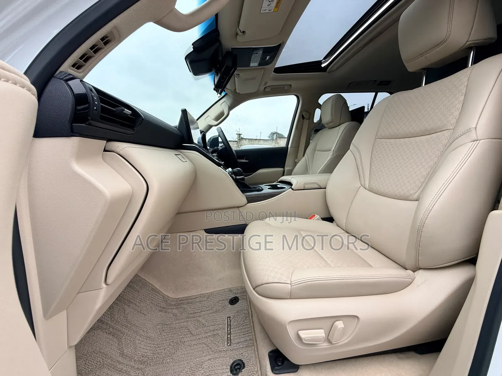Toyota Land Cruiser 2023 White