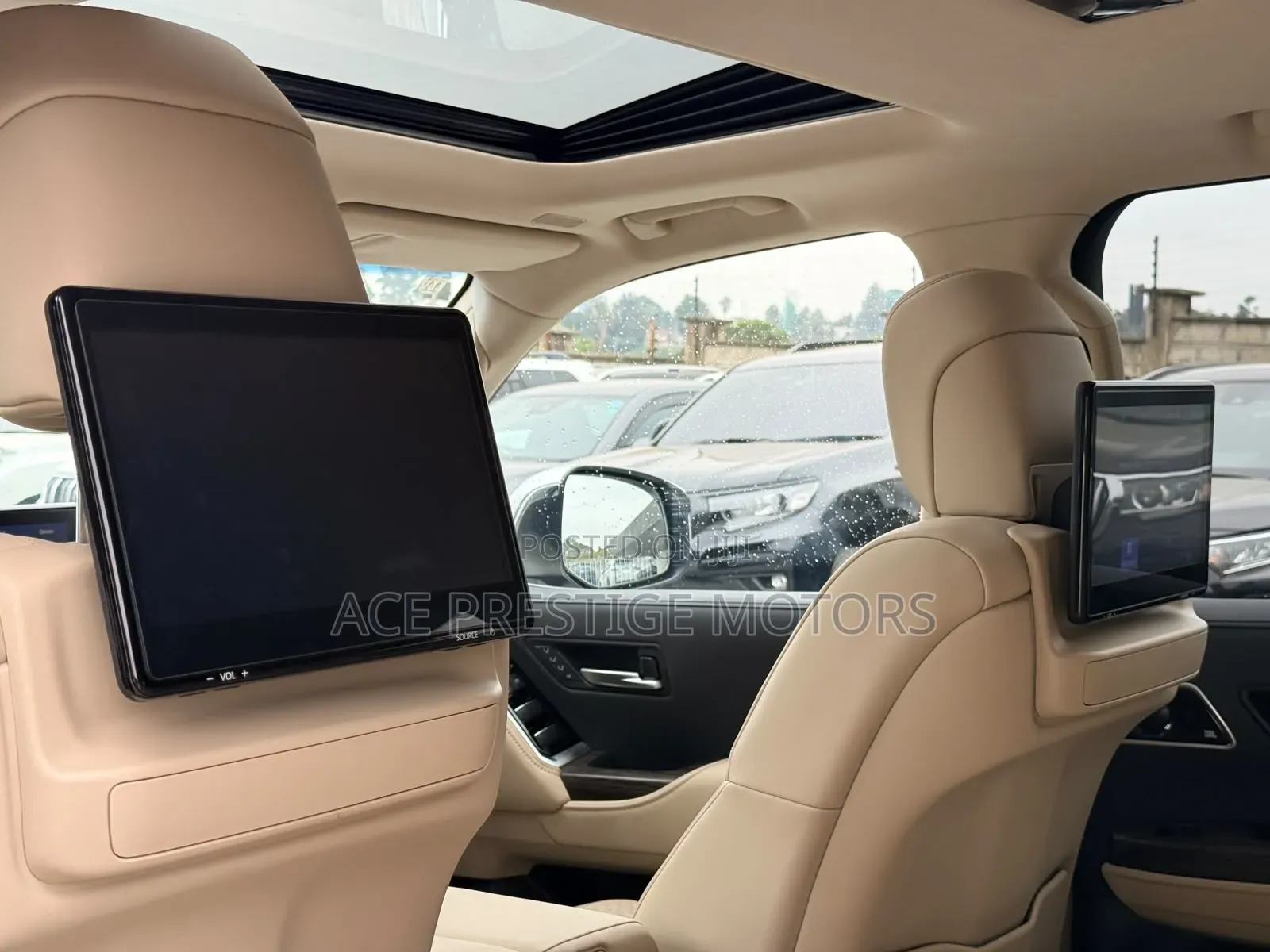 Toyota Land Cruiser 2023 White